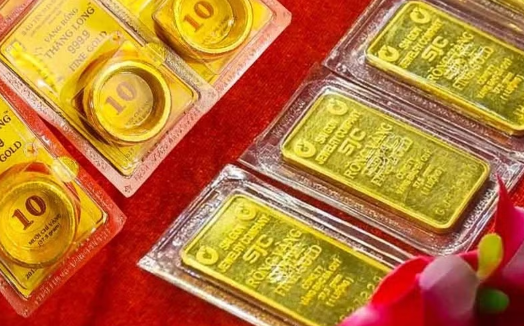Giá vàng ngày 5/8: Trong nước và thế giới tiếp tục đảo chiều Giá vàng ngày 5/8: Trong nước và thế giới tiếp tục đảo chiều