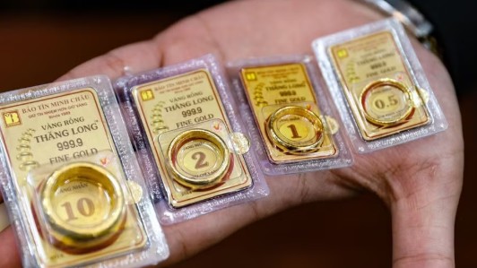 Giá vàng ngày 10/8: Đồng loạt đi ngang