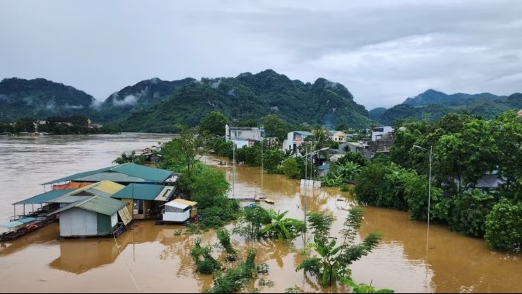 Cảnh báo lũ trên các sông ở Bắc Bộ, Bắc Trung Bộ do mưa lớn kéo dài