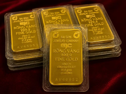 Giá vàng ngày 18/8: Đồng loạt tăng