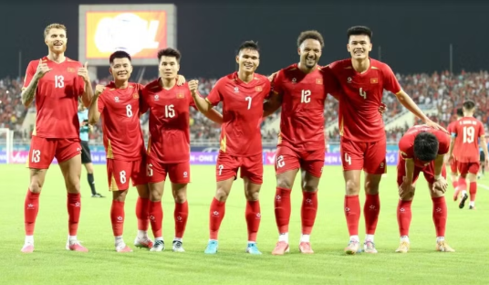 Tuyển Việt Nam áp đảo đội hình tiêu biểu bán kết ASEAN Cup 2026