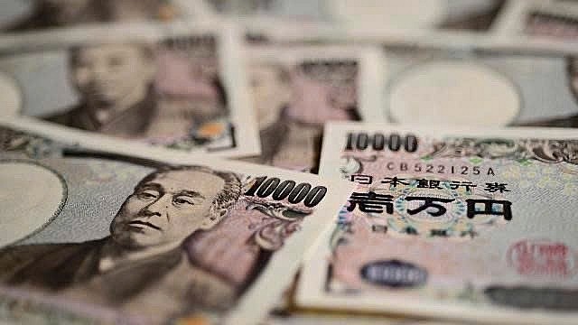 Tỷ giá ngoại tệ hôm nay 22/8: Đồng USD xuống mức thấp nhất trong ba tháng so với EUR Tỷ giá ngoại tệ hôm nay 22/8: Đồng USD xuống mức thấp nhất trong ba tháng so với EUR