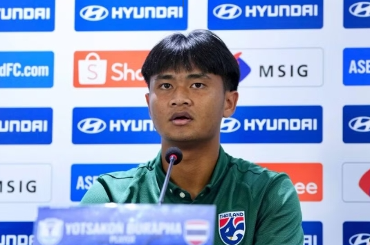 Tiền đạo Yotsakon Burapha ‘đốt nóng’ không khí trước trận Việt Nam - Thái Lan