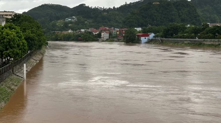 Bộ Nông nghiệp và Môi trường yêu cầu bảo đảm an toàn đê điều trên 4 hệ thống sông