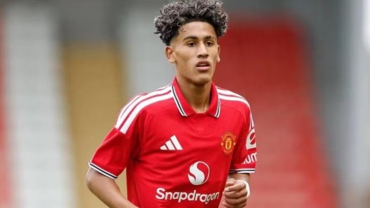 Rời Man United, tài năng trẻ JJ Gabriel gia nhập Barcelona?