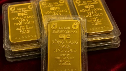 Giá vàng ngày 2/10: Chênh lệch trong nước và thế giới ở mức hơn 10 triệu đồng