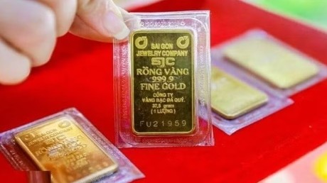 Giá vàng ngày 11/10: Áp sát 145 triệu đồng/lượng