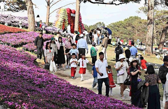 Đa dạng sản phẩm, kích cầu du lịch dịp cuối năm