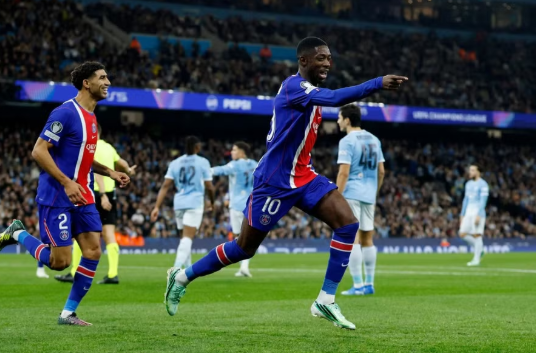 Haaland lập kỷ lục, Man City vẫn thua đau PSG trên sân nhà