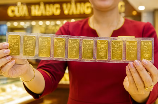 Giá vàng ngày 15/10: Đồng loạt giảm Giá vàng ngày 15/10: Đồng loạt giảm