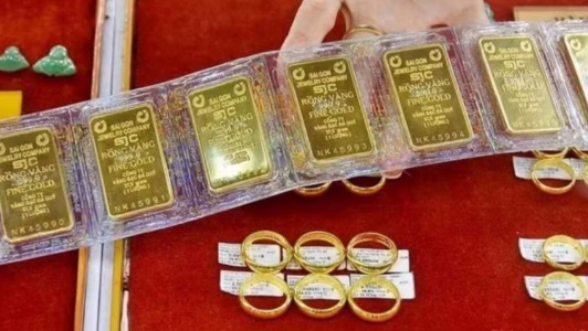 Giá vàng ngày 23/10: Giá vàng thế giới lao dốc mạnh Giá vàng ngày 23/10: Giá vàng thế giới lao dốc mạnh