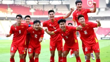HLV Kim Sang Sik không dẫn dắt U23 Việt Nam đấu Thái Lan