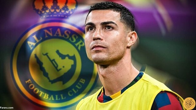 Hé lộ điều khoản kỳ lạ trong hợp đồng của Cristiano Ronaldo với Al Nassr Hé lộ điều khoản kỳ lạ trong hợp đồng của Cristiano Ronaldo với Al Nassr