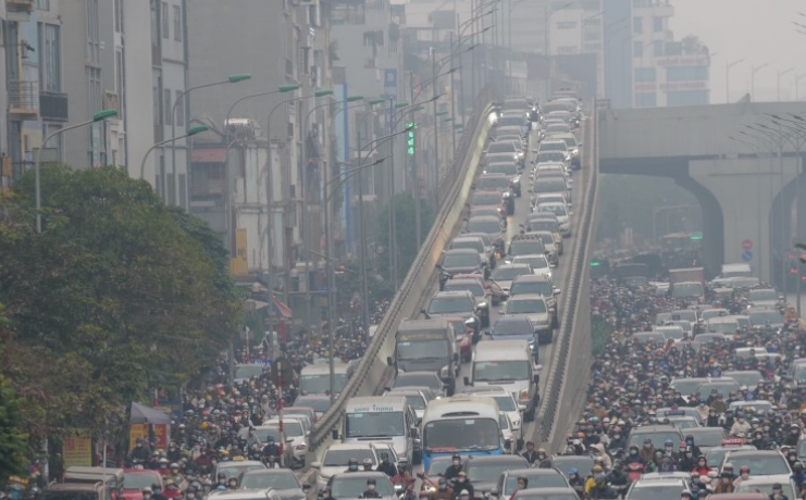 Hà Nội đưa ra nhiều “giải pháp” chống ùn tắc giao thông Hà Nội đưa ra nhiều “giải pháp” chống ùn tắc giao thông