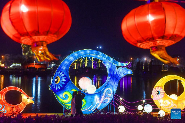 Hình ảnh không khí Tết Nguyên đán tràn ngập châu Á Hình ảnh không khí Tết Nguyên đán tràn ngập châu Á