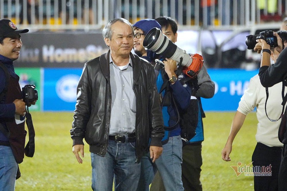 Bầu Đức, HAGL lại đấu VPF: Hãy ngồi lại, vì bóng đá Việt Nam