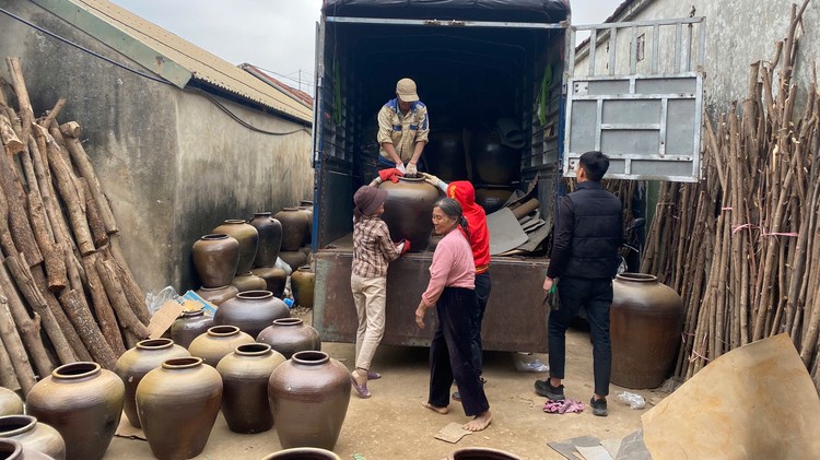 Ninh Bình: Làng gốm hơn 60 năm tuổi vào vụ Tết