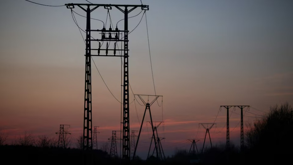 Vì sao Trung Quốc ngừng nhập khẩu điện từ Nga?