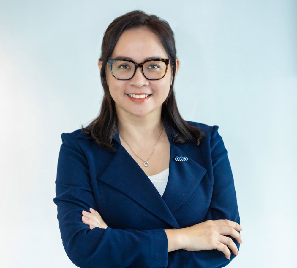 Bà Bùi Hải Huyền xin từ nhiệm Tổng Giám đốc FLC Bà Bùi Hải Huyền xin từ nhiệm Tổng Giám đốc FLC