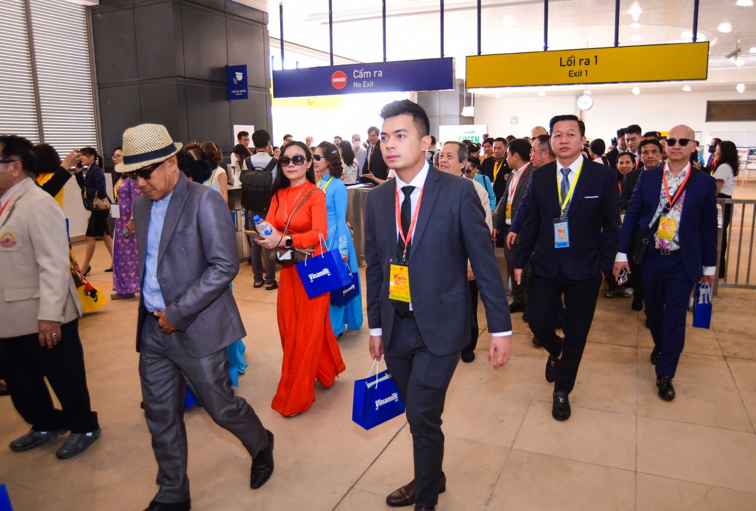 Vinamilk đồng hành cùng kiều bào trải nghiệm tuyến Metro Bến Thành - Suối Tiên