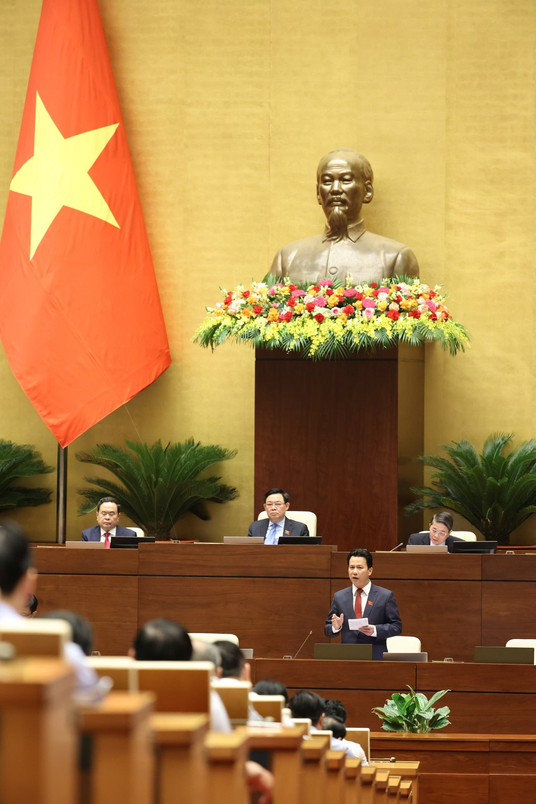 Bộ trưởng Bộ Tài nguyên và Môi trường Đặng Quốc Khánh: Đoàn kết, phát huy trí tuệ, kiến tạo vì một Việt Nam phát triển xanh, bền vững Bộ trưởng Bộ Tài nguyên và Môi trường Đặng Quốc Khánh: Đoàn kết, phát huy trí tuệ, kiến tạo vì một Việt Nam phát triển xanh, bền vững