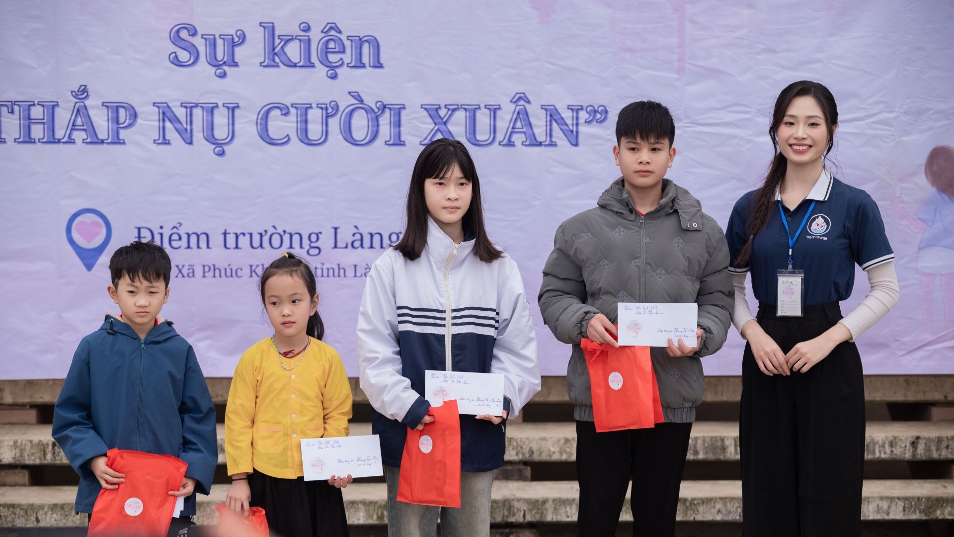 Cùng THE FIFTH WISH “Thắp Nụ Cười Xuân” lan tỏa yêu thương thắp sáng niềm tin và hy vọng tới các em nhỏ điểm Trường Làng Nủ