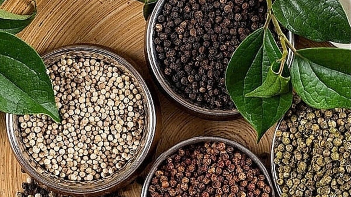 Giá tiêu hôm nay 15/2: Trong nước đi ngang, Indonesia giảm phiên thứ hai