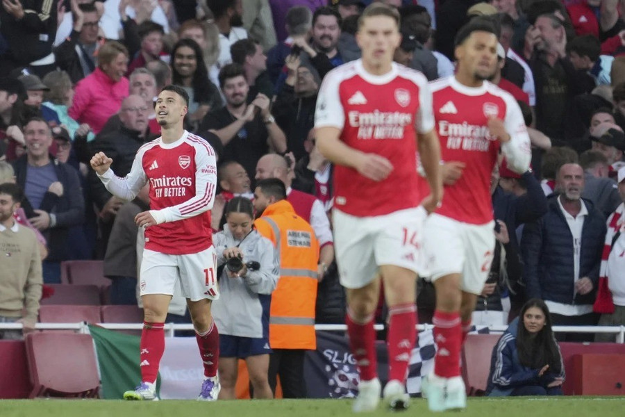 Arsenal "ám ảnh tâm lý" trong cuộc đua vô địch với Man City Arsenal "ám ảnh tâm lý" trong cuộc đua vô địch với Man City