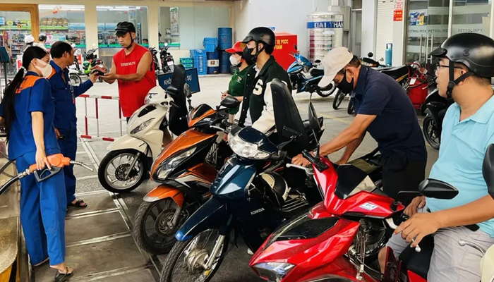 Hệ thống bán lẻ xăng dầu dịp Tết hoạt động ổn định, chưa phát hiện tăng giá bất hợp lý