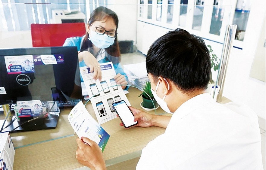 Tin ngân hàng ngày 17/3: Nghiêm cấm việc “lách” vượt trần lãi suất huy động Tin ngân hàng ngày 17/3: Nghiêm cấm việc “lách” vượt trần lãi suất huy động