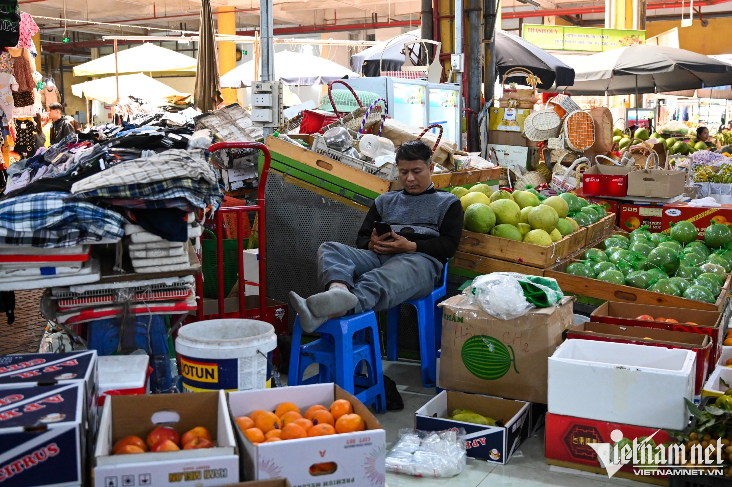 Hai khu chợ nổi tiếng của Hà Nội ế khách chưa từng thấy