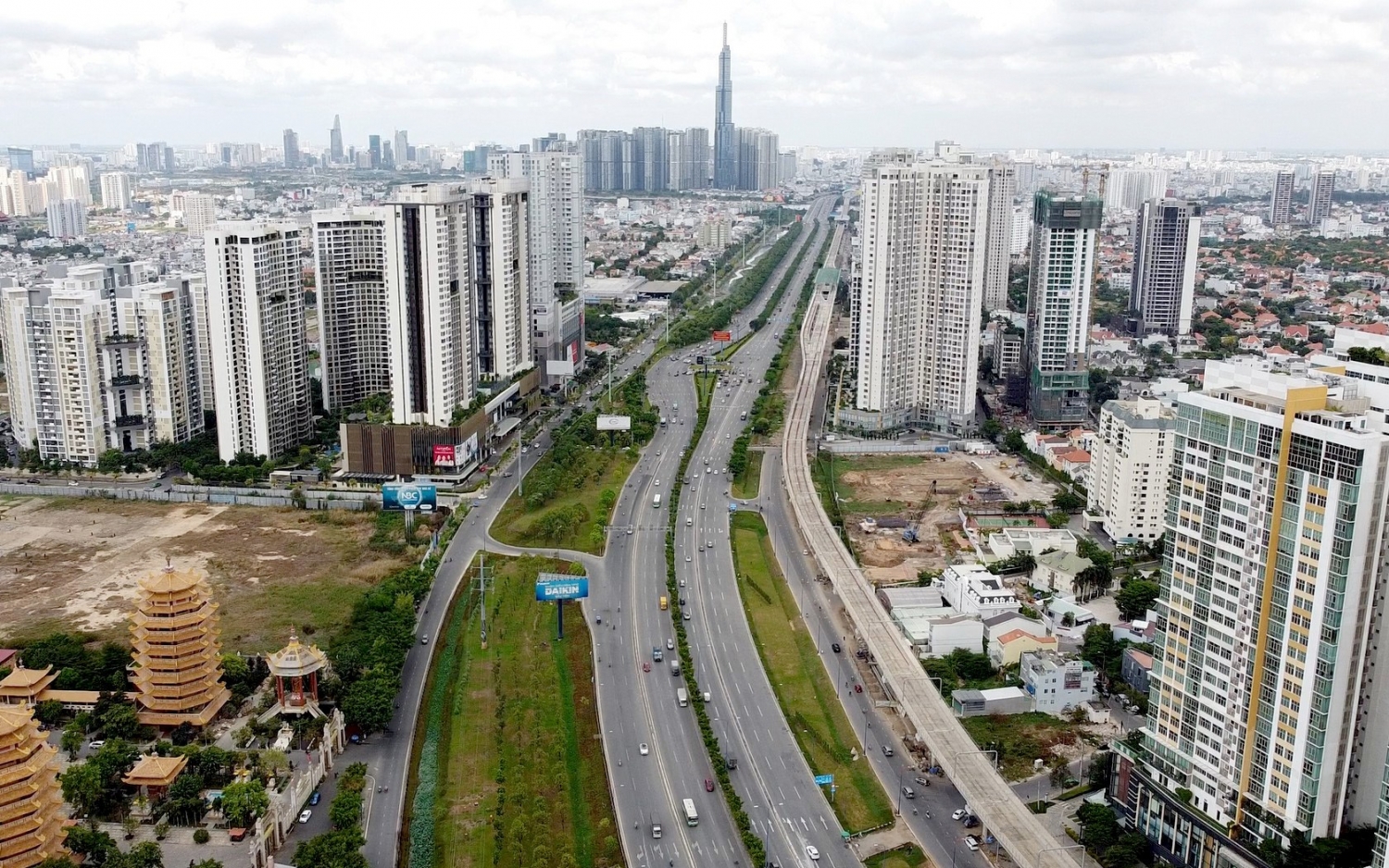 Tin bất động sản ngày 30/3: TP HCM còn 197 chung cư chưa thành lập được ban quản trị Tin bất động sản ngày 30/3: TP HCM còn 197 chung cư chưa thành lập được ban quản trị