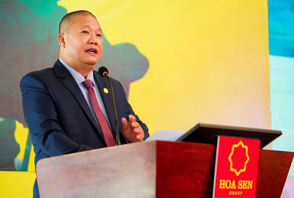 “Ái nữ” của Chủ tịch Lê Phước Vũ – người sẽ thừa kế Tập đoàn Hoa Sen là ai? “Ái nữ” của Chủ tịch Lê Phước Vũ – người sẽ thừa kế Tập đoàn Hoa Sen là ai?