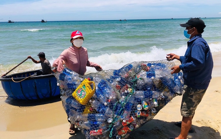 Hiệu quả từ mô hình giảm rác thải nhựa trong đô thị Hiệu quả từ mô hình giảm rác thải nhựa trong đô thị