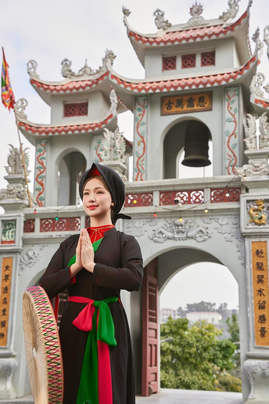 'Bắc Bling' của Hòa Minzy giữ vững Top 1 YouTube 'Bắc Bling' của Hòa Minzy giữ vững Top 1 YouTube