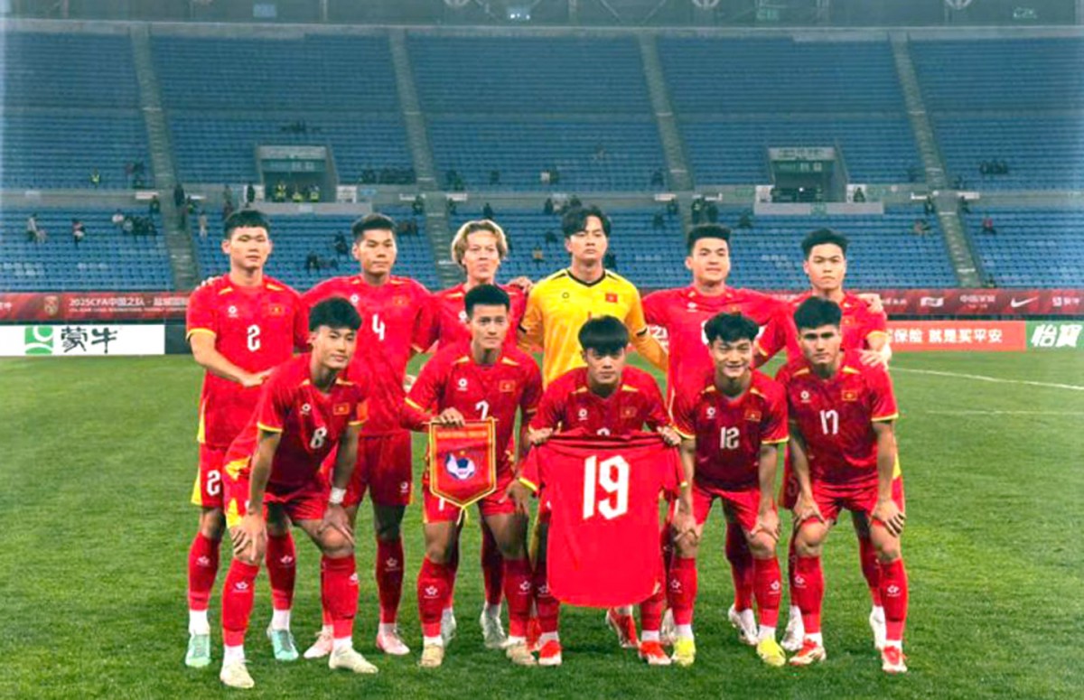U.22 Việt Nam đứng trước thời cơ vô địch giải giao hữu tại Trung Quốc: Chỉ còn một “cửa ải” cuối cùng! U.22 Việt Nam đứng trước thời cơ vô địch giải giao hữu tại Trung Quốc: Chỉ còn một “cửa ải” cuối cùng!