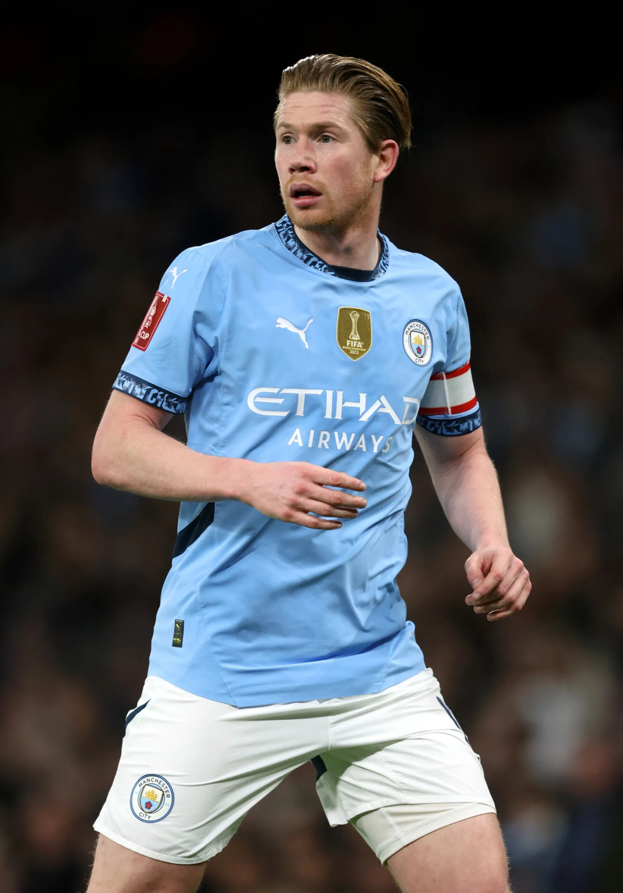 Haaland chơi bóng một tuần, mua được 15 xế xịn tại Anh Haaland chơi bóng một tuần, mua được 15 xế xịn tại Anh