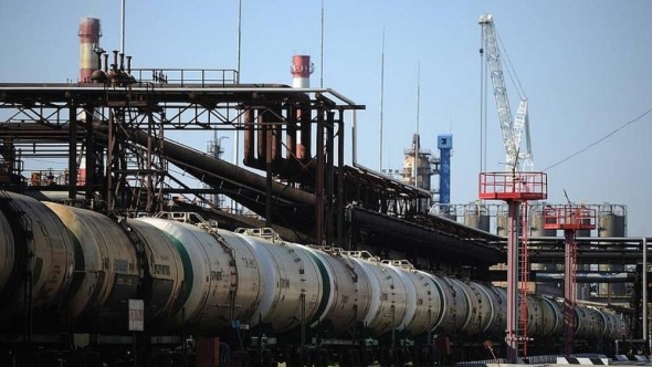 Giá xăng dầu hôm nay 4/3: Tăng cao nhất kể từ năm 2024