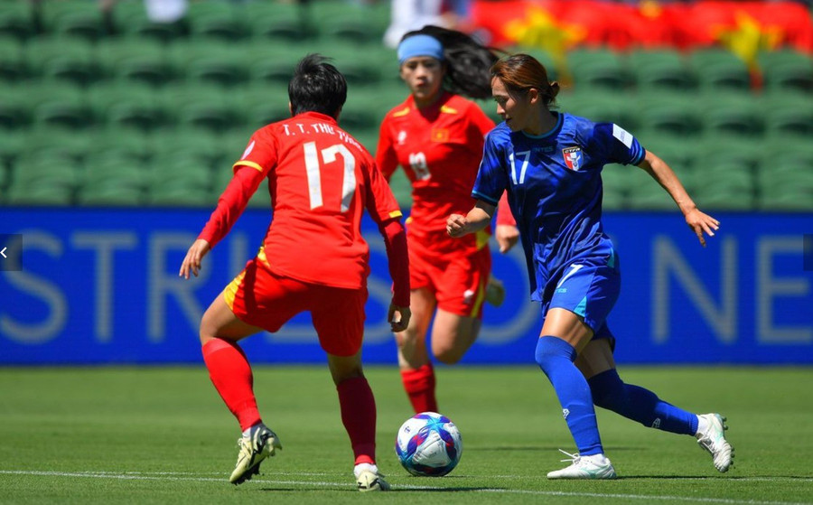 HLV Mai Đức Chung lý giải trận thua của tuyển nữ Việt Nam