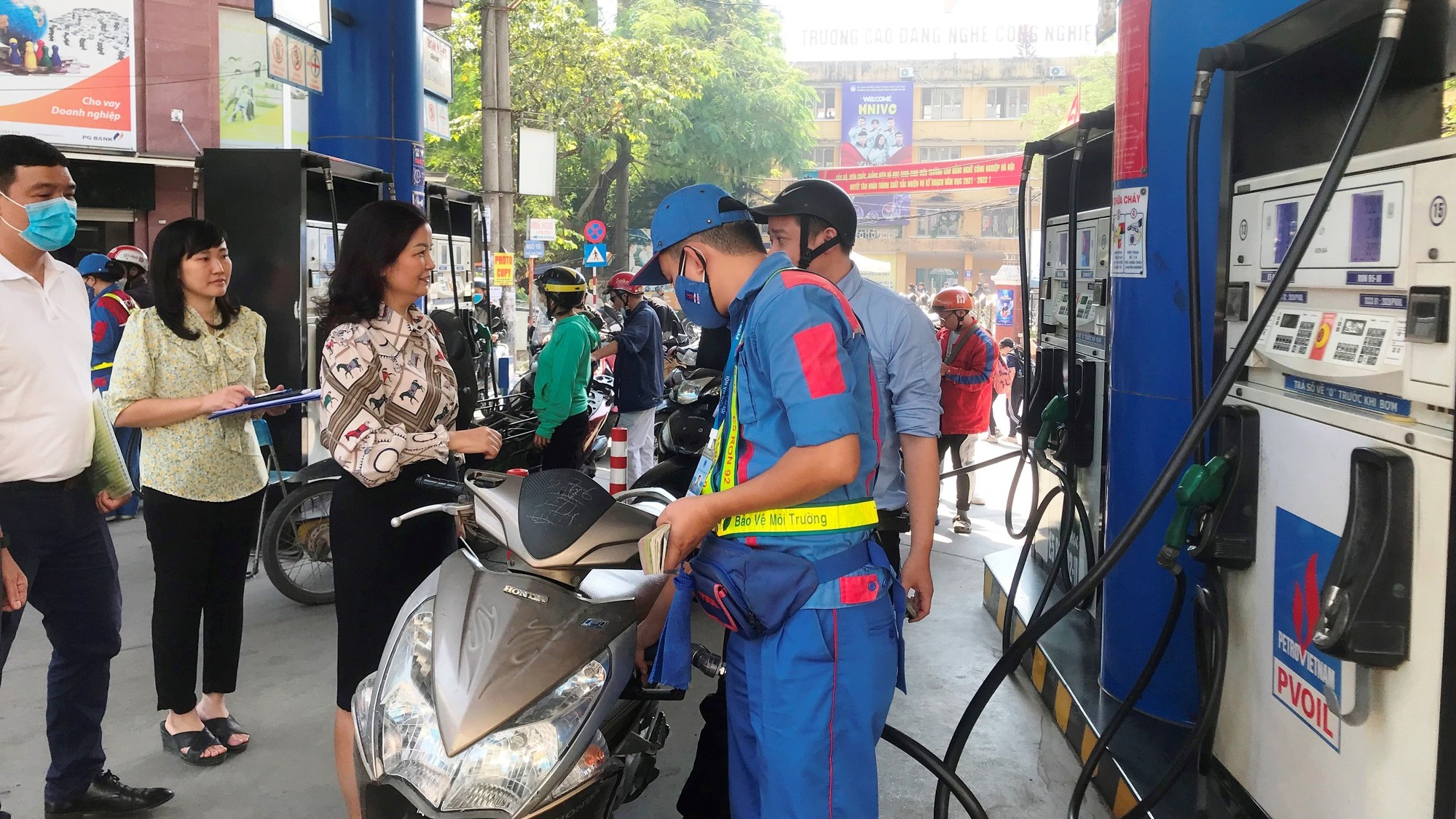 Giảm thuế nhập khẩu một số mặt hàng xăng dầu về 0%