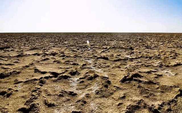 "Đại dương ngầm" dưới sa mạc với lượng nước bằng 8 con sông Trường Giang Trung Quốc