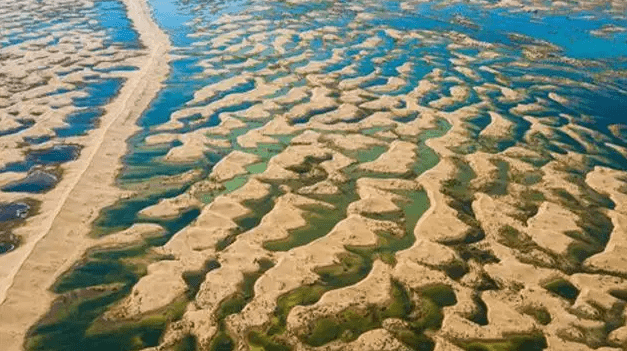 "Đại dương ngầm" dưới sa mạc với lượng nước bằng 8 con sông Trường Giang Trung Quốc