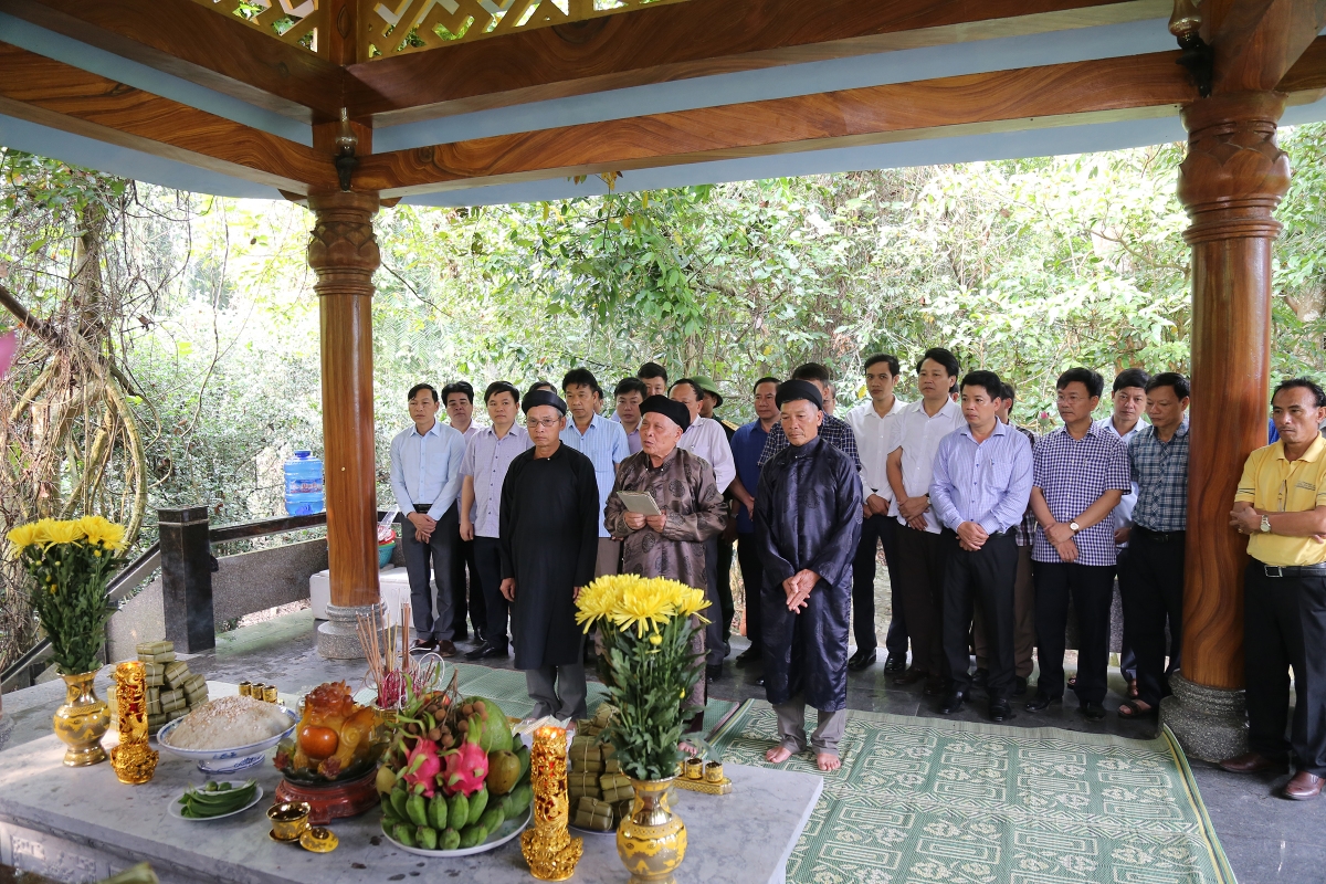 Nét văn hóa đặc sắc tại lễ hội rằm tháng ba Minh Hóa Nét văn hóa đặc sắc tại lễ hội rằm tháng ba Minh Hóa