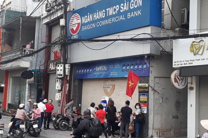Ngân hàng SCB đóng cửa hàng loạt phòng giao dịch Ngân hàng SCB đóng cửa hàng loạt phòng giao dịch
