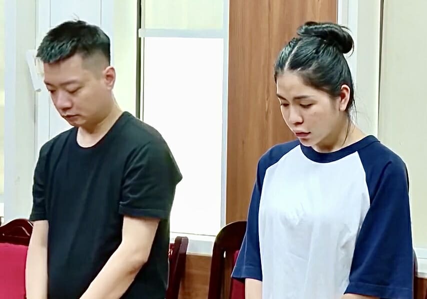 Vì sao Quang Linh Vlogs và Hằng Du Mục bị bắt tạm giam? Vì sao Quang Linh Vlogs và Hằng Du Mục bị bắt tạm giam?