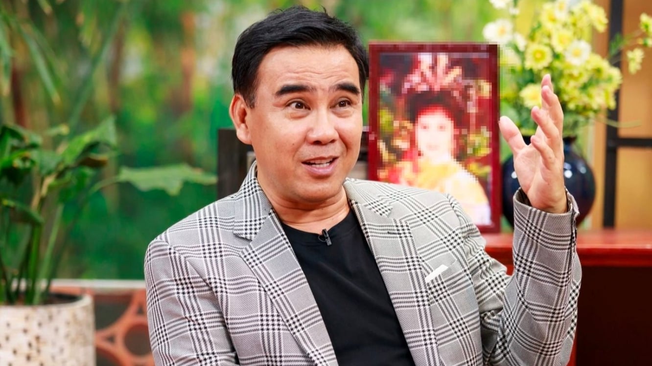 Quyền Linh: Từ nghệ sĩ "quốc dân" tới những lùm xùm về quảng cáo Quyền Linh: Từ nghệ sĩ "quốc dân" tới những lùm xùm về quảng cáo