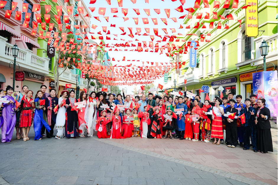 Show diễn Show diễn