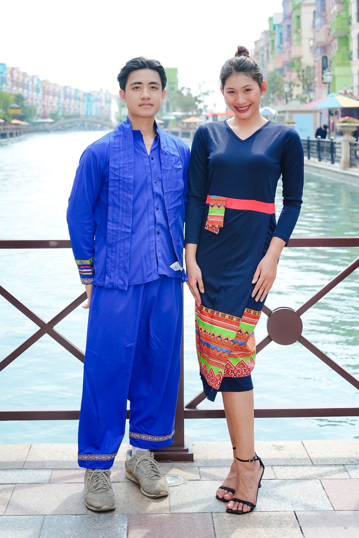 Show diễn Show diễn