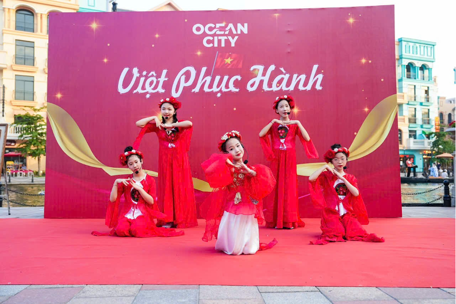 Việt phục hành – Hành trình lan toả hồn Việt, gieo mầm lòng yêu nước Việt phục hành – Hành trình lan toả hồn Việt, gieo mầm lòng yêu nước