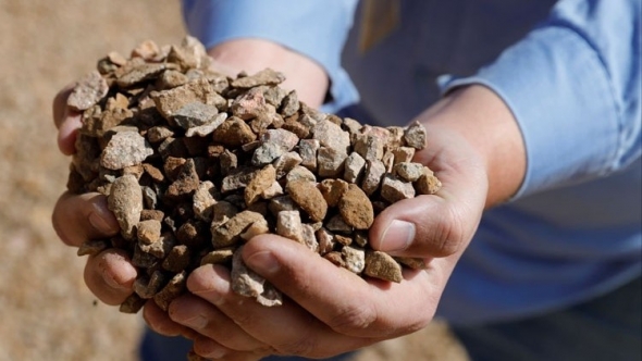 Trung Quốc: Tạm dừng xuất khẩu đất hiếm